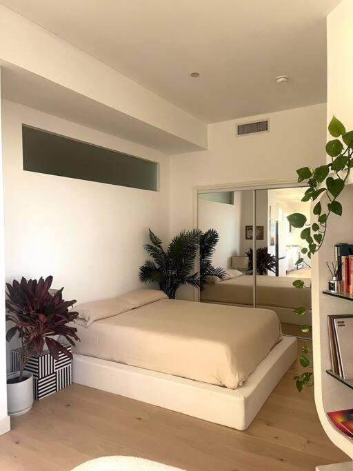Luxury Highrise Condo Downtown La Los Angeles Esterno foto