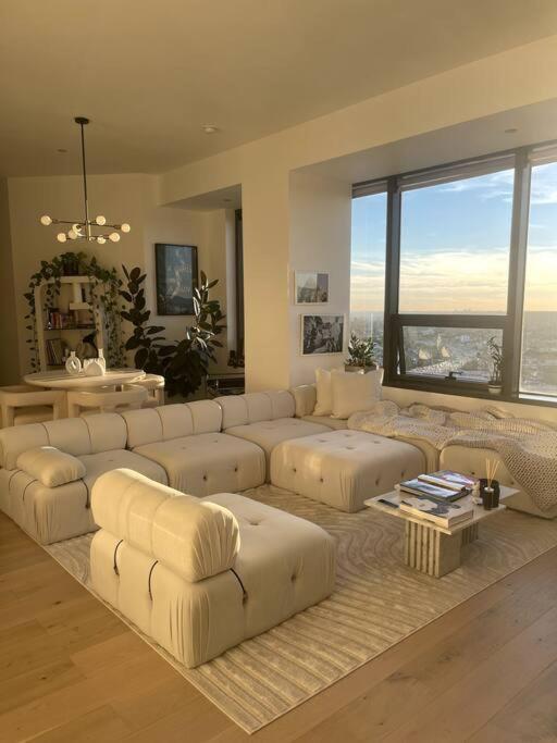 Luxury Highrise Condo Downtown La Los Angeles Esterno foto